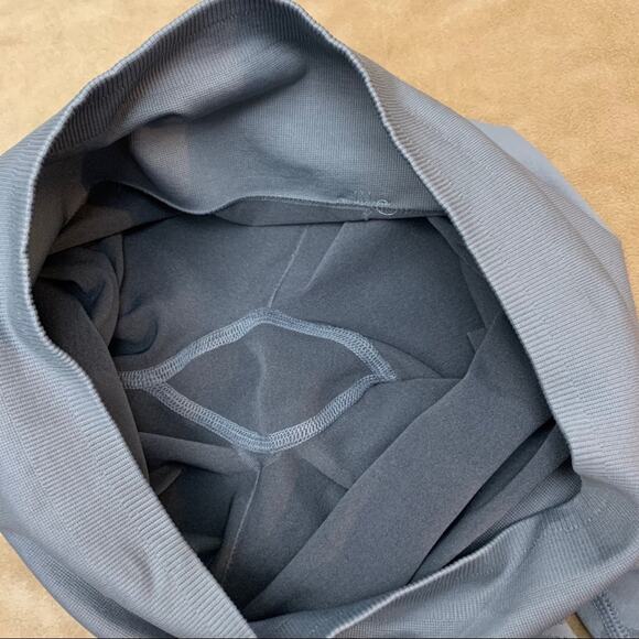 Fabletics Leggings Small Gray Animal Print Seamless High Waist - Picture 7 of 12